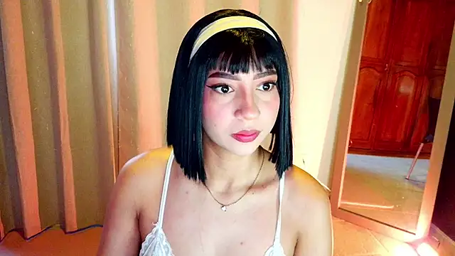 Snapshot of emma_web_ chatting on March 17, 11:46 am emma web online show from March 17, 11:46 am