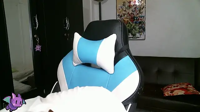 Dickie Dicking online show from March 26, 8:36 pm