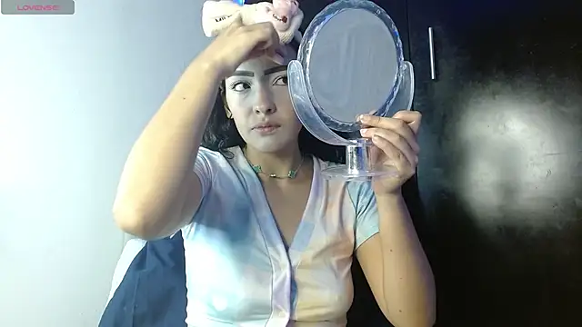 JuliethaFox online show from October 7, 11:24 pm