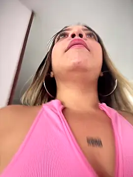 Ada Pink online show from November 26, 5:14 pm