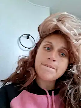 Snapshot of Suckkkq chatting on November 2, 3:03 pm Suckkkq online show from November 2, 3:03 pm