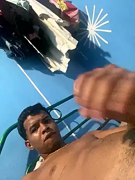 Snapshot of boy_perfect6 chatting on January 16, 6:39 am boy perfect6 online show from January 16, 6:39 am