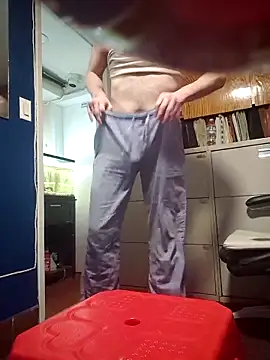 Snapshot of Curious9884 chatting on December 21, 4:58 pm Curious9884 online show from December 21, 4:58 pm