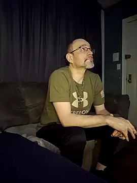 Snapshot of Curious9884 chatting on January 16, 8:07 am Curious9884 online show from January 16, 8:07 am