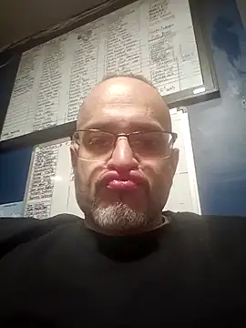 Snapshot of Curious9884 chatting on March 4, 6:30 am Curious9884 online show from March 4, 6:30 am