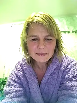 Snapshot of Masha412111 chatting on October 1, 8:59 pm Masha412111 online show from October 1, 8:59 pm