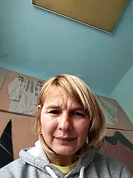 Snapshot of Masha412111 chatting on October 9, 8:56 am Masha412111 online show from October 9, 8:56 am