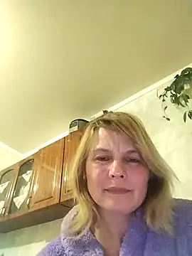 Snapshot of Masha412111 chatting on February 27, 10:21 pm Masha412111 online show from February 27, 10:21 pm