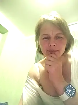 Snapshot of Masha412111 chatting on March 25, 10:05 pm Masha412111 online show from March 25, 10:05 pm