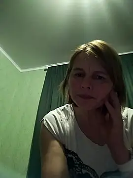 Snapshot of Masha412111 chatting on April 23, 9:39 pm Masha412111 online show from April 23, 9:39 pm