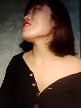 Timi xx online show from February 28, 2:40 pm