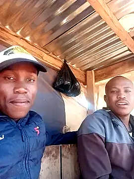 Snapshot of lefalamangmo chatting on October 28, 9:02 am lefalamangmo online show from October 28, 9:02 am