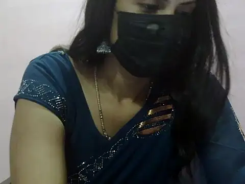 Laila Cute online show from March 28, 3:11 pm