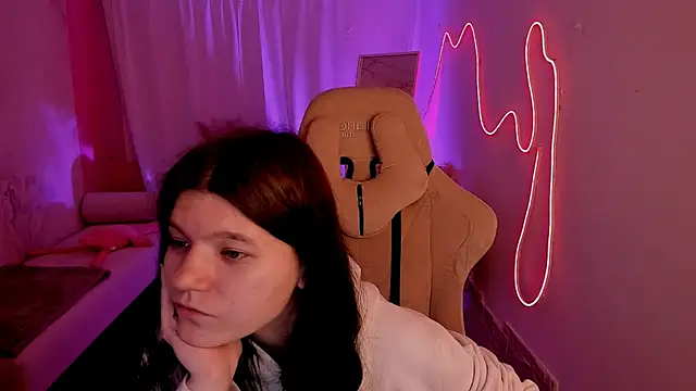 Snapshot of StasyaCollins chatting on December 2, 7:14 am StasyaCollins online show from December 2, 7:14 am