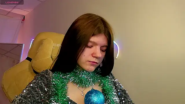 Snapshot of StasyaCollins chatting on December 22, 12:02 pm StasyaCollins online show from December 22, 12:02 pm