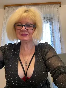 BoloshkaBlonda online show from November 16, 6:52 am