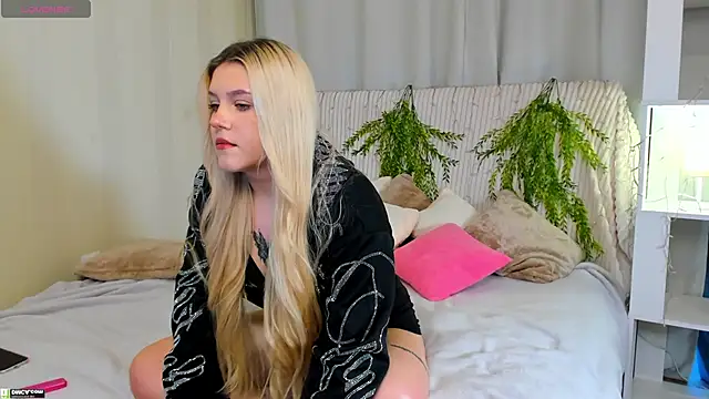 Malisha kiss online show from October 23, 10:14 am