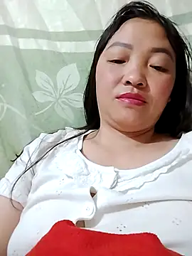 Snapshot of Minkine022 chatting on April 20, 7:37 pm Minkine022 online show from April 20, 7:37 pm