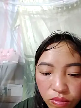 Snapshot of Minkine022 chatting on April 21, 7:17 pm Minkine022 online show from April 21, 7:17 pm