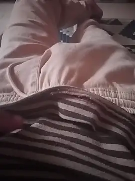 Snapshot of PhoningTint chatting on October 23, 3:11 pm PhoningTint online show from October 23, 3:11 pm