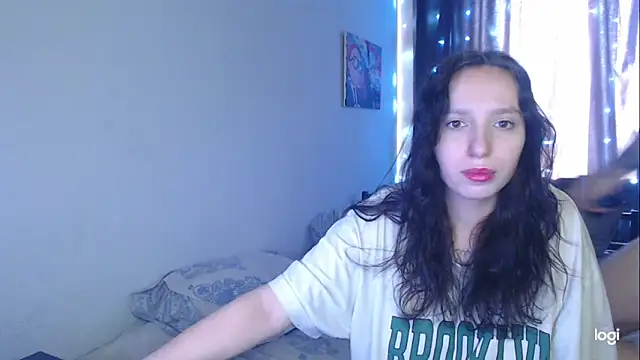 Snapshot of Mark_and_Wendy chatting on February 27, 8:47 am Mark and Wendy online show from February 27, 8:47 am