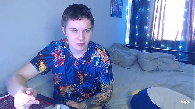 Snapshot of Mark_and_Wendy chatting on February 28, 10:16 am Mark and Wendy online show from February 28, 10:16 am