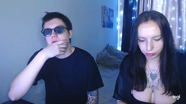 Snapshot of Mark_and_Wendy chatting on March 7, 5:48 am Mark and Wendy online show from March 7, 5:48 am