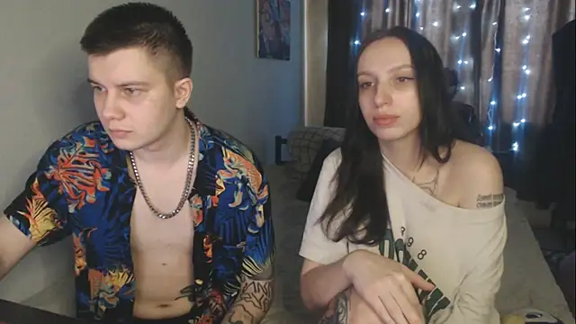 Snapshot of Mark_and_Wendy chatting on March 26, 6:19 am Mark and Wendy online show from March 26, 6:19 am