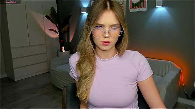 linakorvin online show from February 1, 1:20 pm