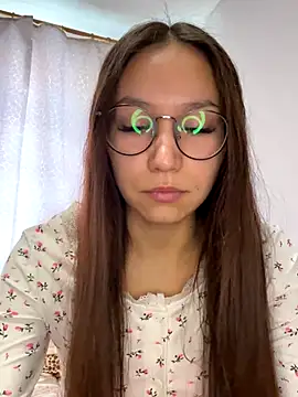 TiffanyBlayers online show from October 5, 8:23 am