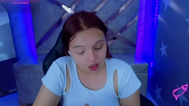mia foster t online show from May 22, 1:06 pm