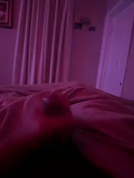 Snapshot of familia0210 chatting on October 17, 4:09 pm familia0210 online show from October 17, 4:09 pm