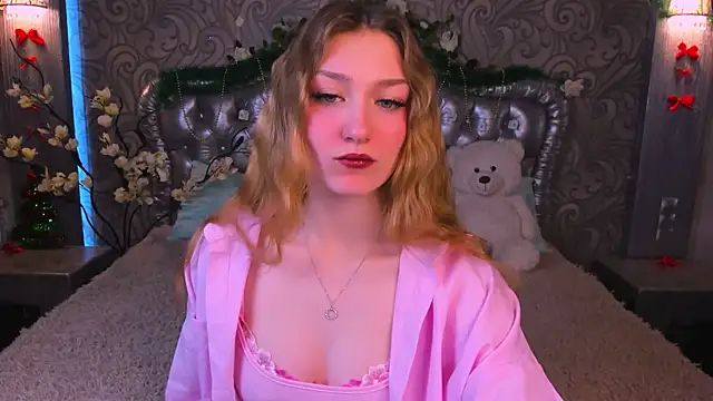 AngelAnabelle online show from January 13, 8:25 pm