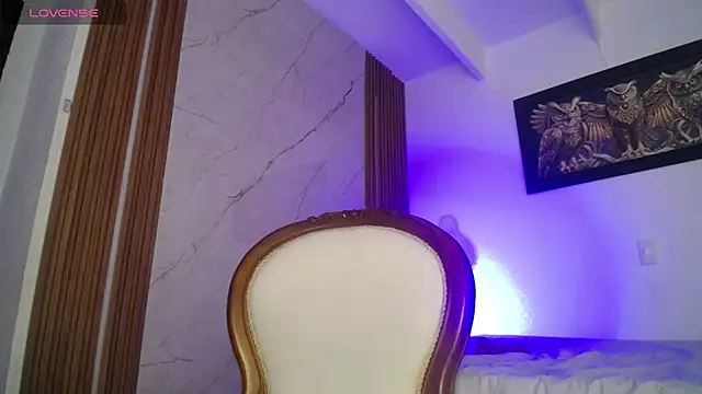 Charlotte ebony  online show from January 31, 7:45 pm