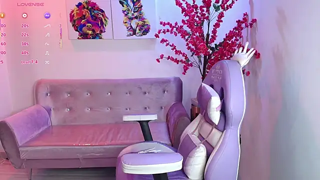 Summer miller online show from November 18, 11:36 am