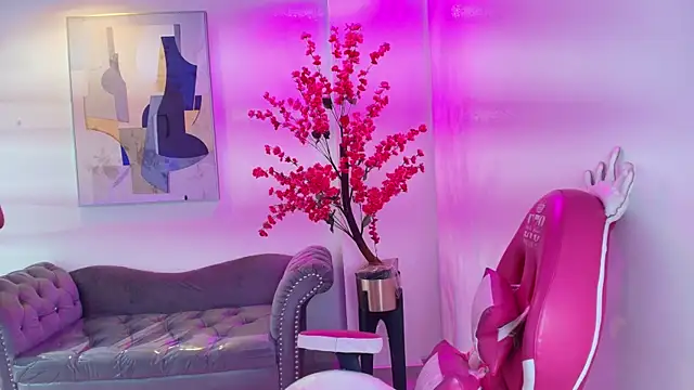 Summer miller online show from February 10, 11:25 am