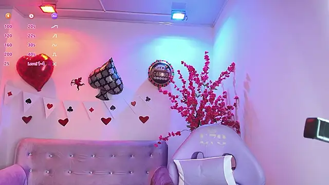 Snapshot of Summer_miller chatting on February 13, 11:39 am Summer miller online show from February 13, 11:39 am