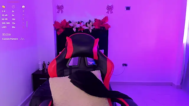 Snapshot of Gemma-ros chatting on November 19, 5:35 pm Gemma-ros online show from November 19, 5:35 pm