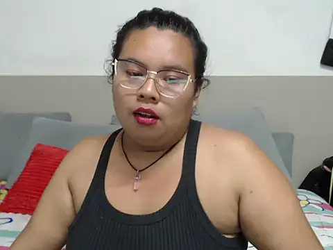 Snapshot of Charlotte_Rot2 chatting on October 21, 10:54 pm Charlotte Rot2 online show from October 21, 10:54 pm