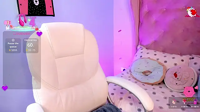 Vanelope evanss online show from October 16, 12:28 pm