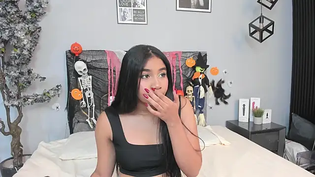 Nahomycarterr online show from November 2, 7:38 pm