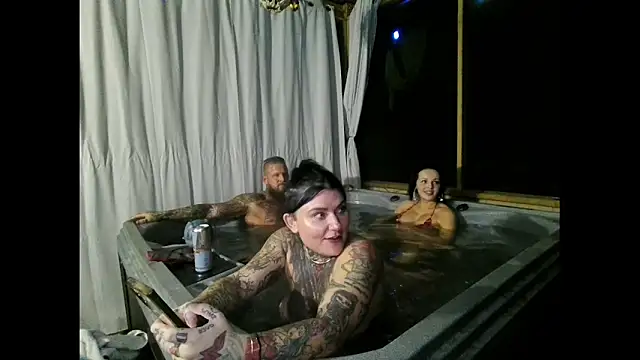 Snapshot of ventressink chatting on January 10, 5:20 am ventressink online show from January 10, 5:20 am