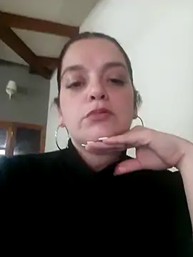Snapshot of reynavipsex chatting on October 3, 8:50 pm reynavipsex online show from October 3, 8:50 pm