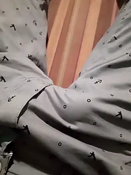 Travieso loco9 online show from October 3, 5:10 pm