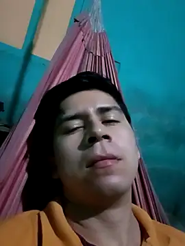 Travieso loco9 online show from October 14, 4:46 am