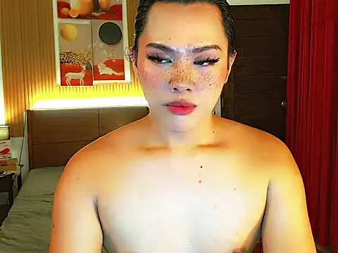 Snapshot of fallinLunaxX chatting on October 18, 7:36 pm fallinLunaxX online show from October 18, 7:36 pm