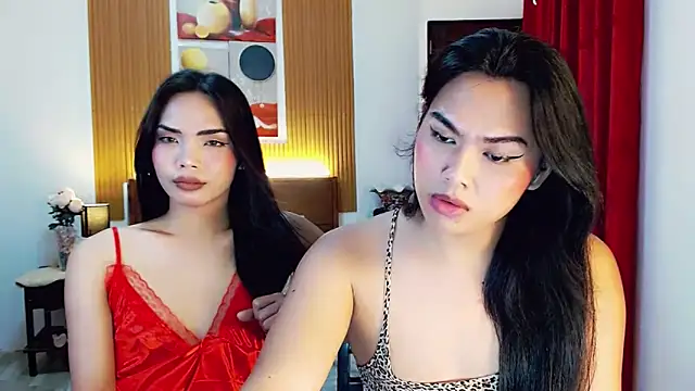 Snapshot of fallinLunaxX chatting on October 19, 4:07 pm fallinLunaxX online show from October 19, 4:07 pm
