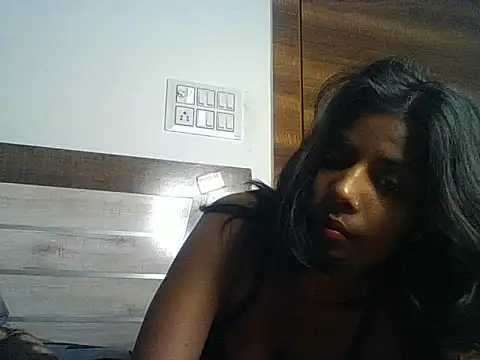 zoya your online show from April 2, 5:43 pm