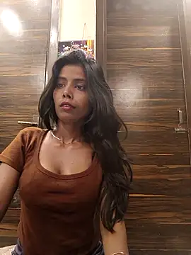 Snapshot of zoya_your chatting on April 26, 7:11 pm zoya your online show from April 26, 7:11 pm