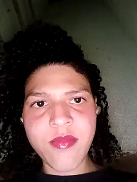 Snapshot of Larissinhamm chatting on October 3, 5:26 am Larissinhamm online show from October 3, 5:26 am